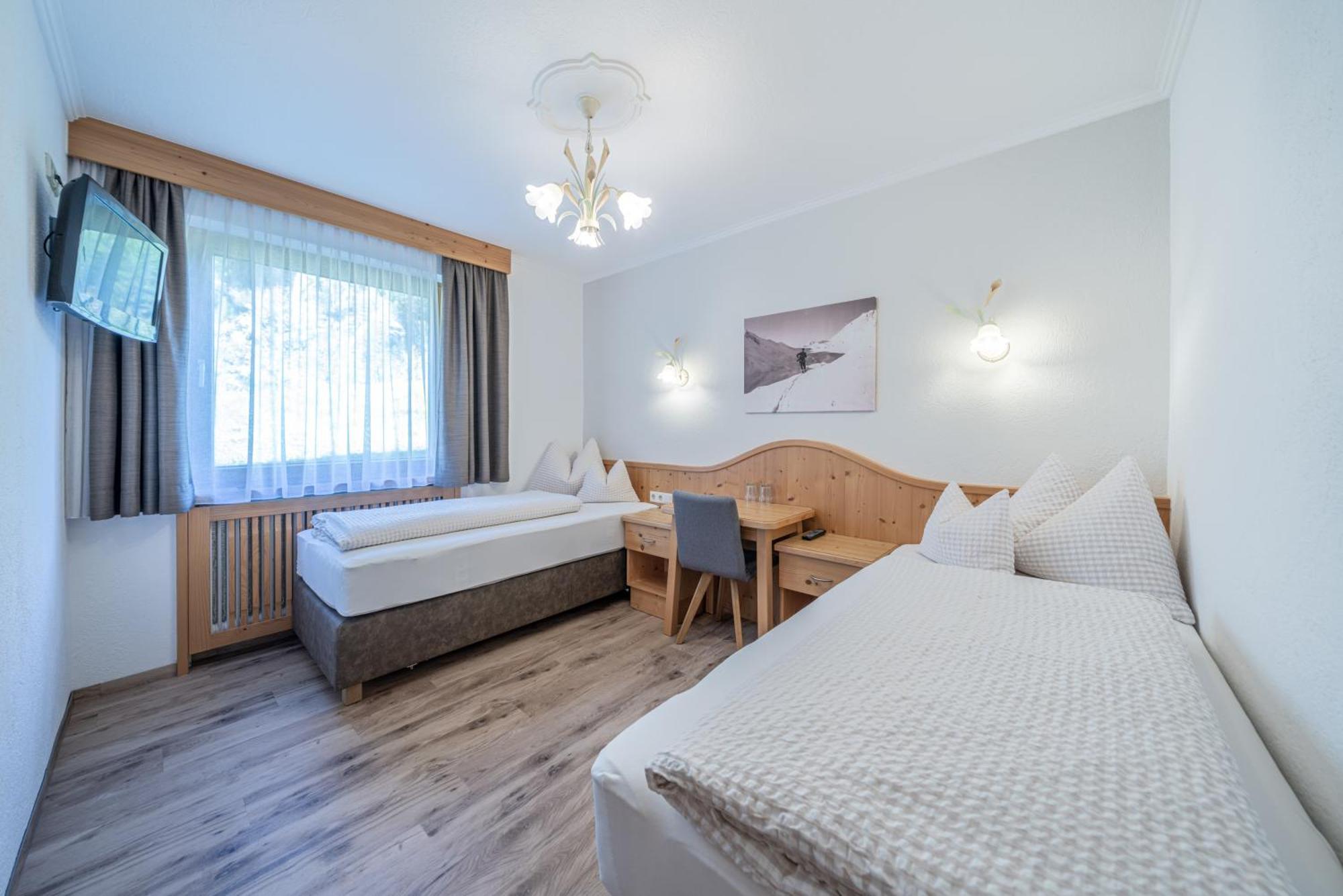 Pension Bergfrieden Obergurgl Ngoại thất bức ảnh